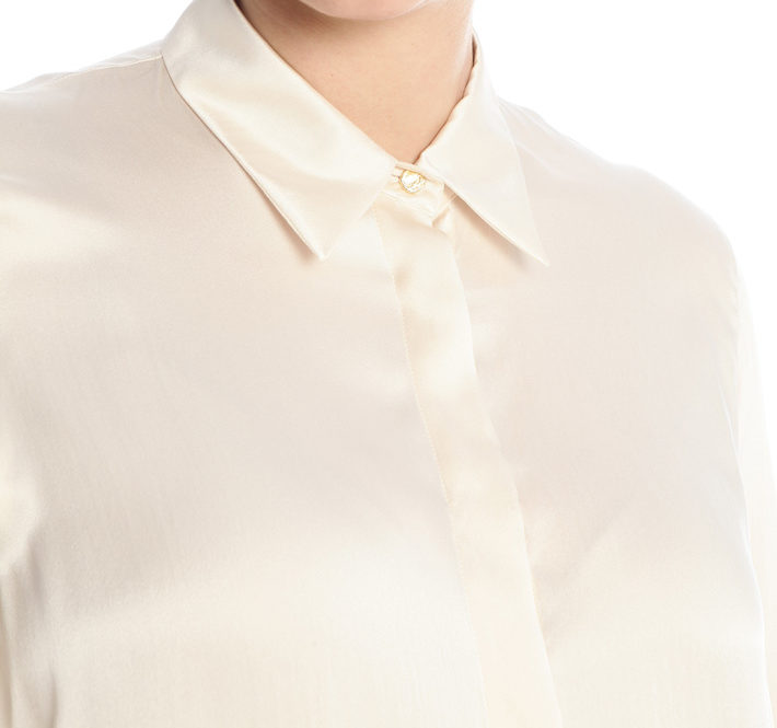 Шелковая блузка цвета Айвори 