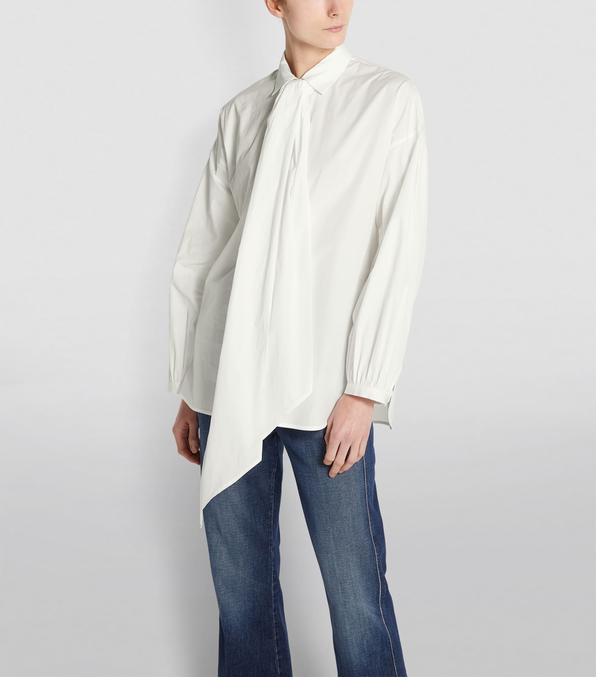Белая классическая хлопковая рубашка 