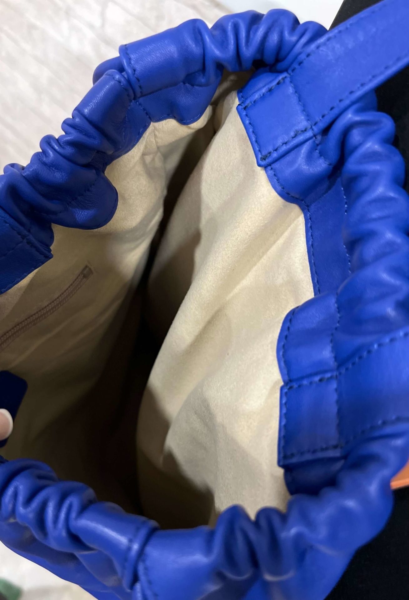 Синий рюкзак из кожи наппа 