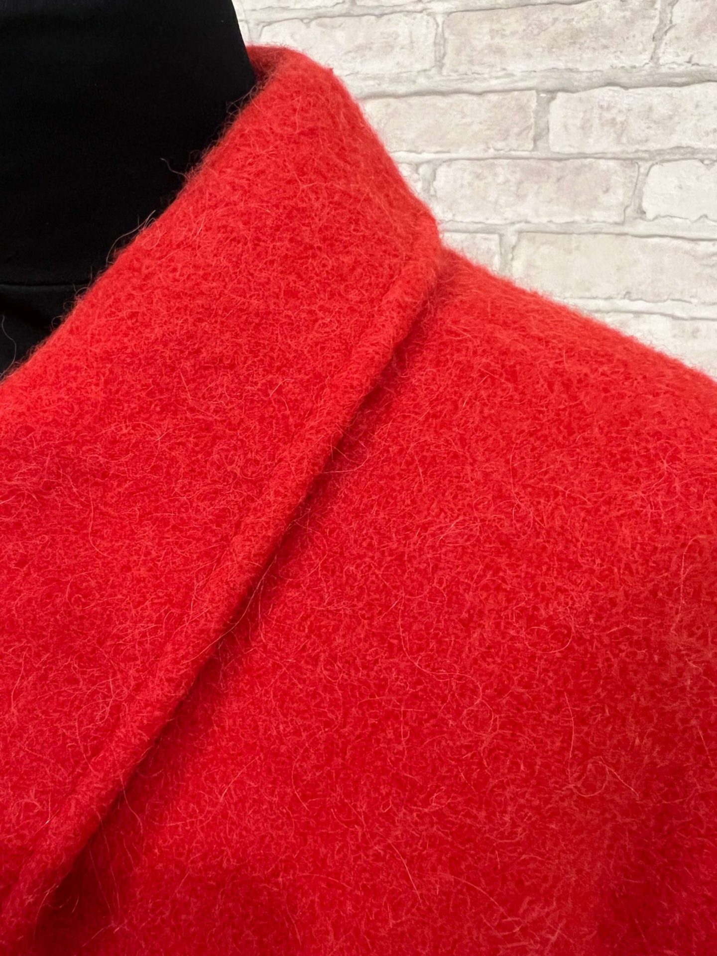 Красное яркое пальто из альпаки и шерсти 3