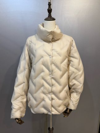 Итальянский пуховик Diana Gallesi купить в аутлете Max Mara и Marina Rinaldi