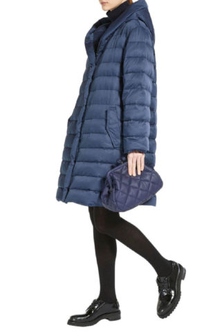 Синий пуховик Max Mara Weekend купить в аутлете Max Mara и Marina Rinaldi
