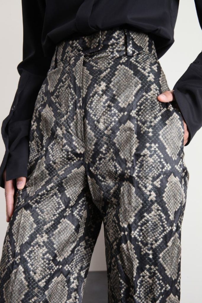 Брюки с принтом Sportmax | интернет-магазин Outletmax Брюки с принтом Sportmax купить в аутлете Max Mara и Marina Rinaldi. 2
