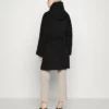 Черное пальто MAX MARA Weekend купить в аутлете Max Mara и Marina Rinaldi. 10